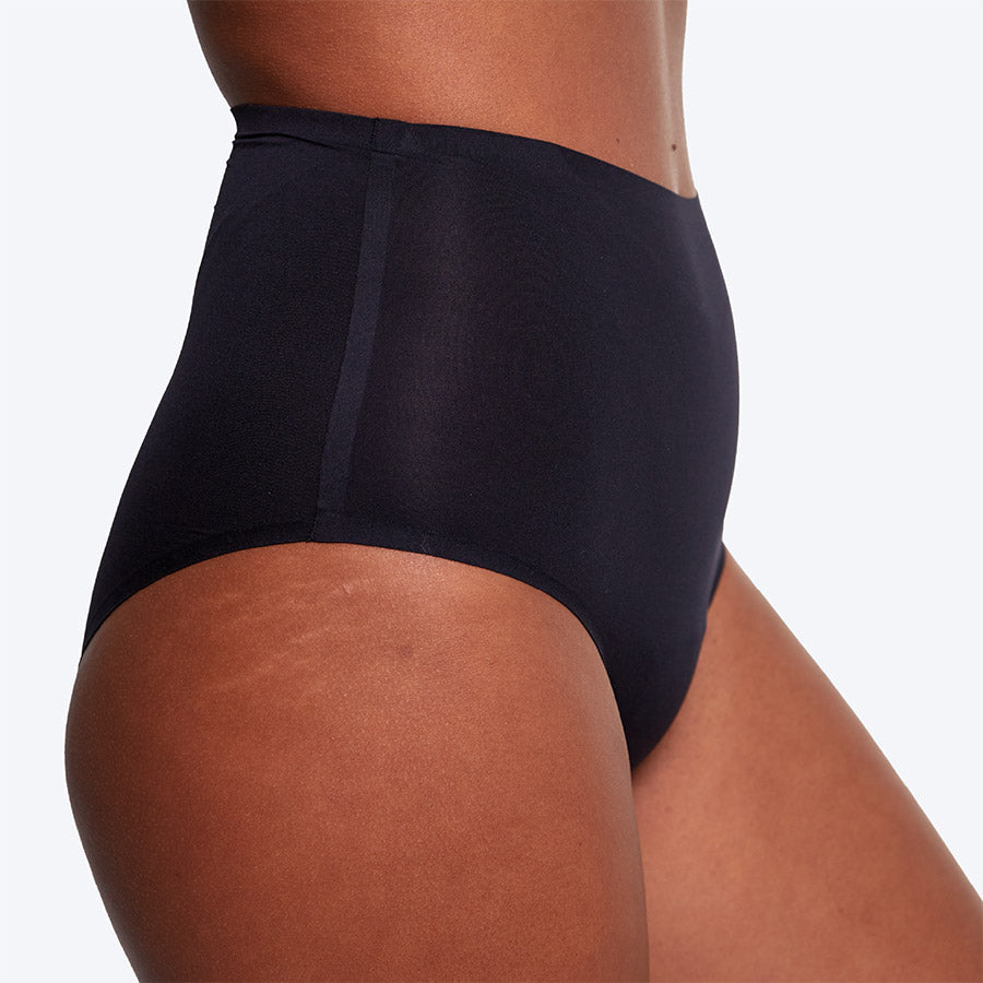 WUKA Stretch Seamless High Waist Period Pants Style Heavy Flow Black Colour Side